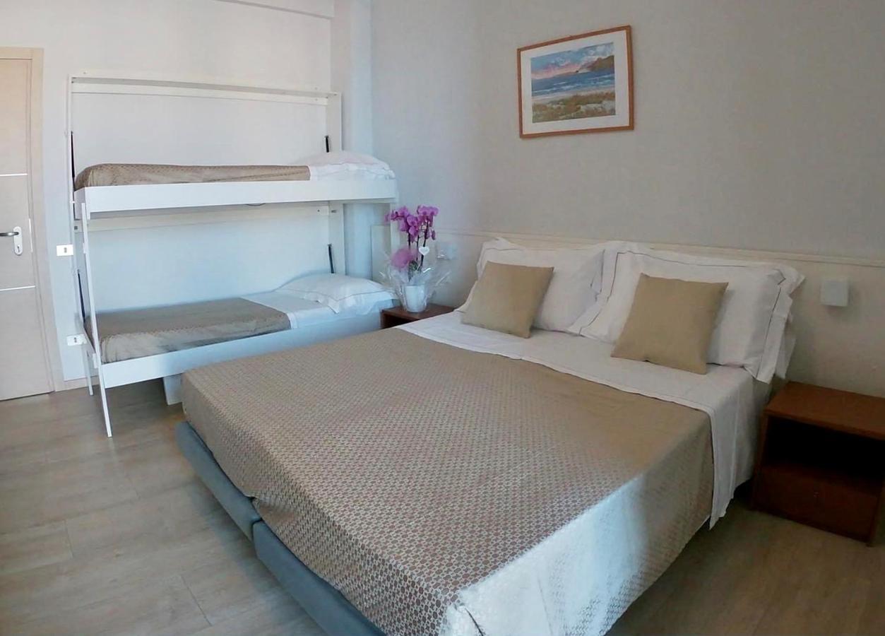 Hotel Caravel Marotta Εξωτερικό φωτογραφία