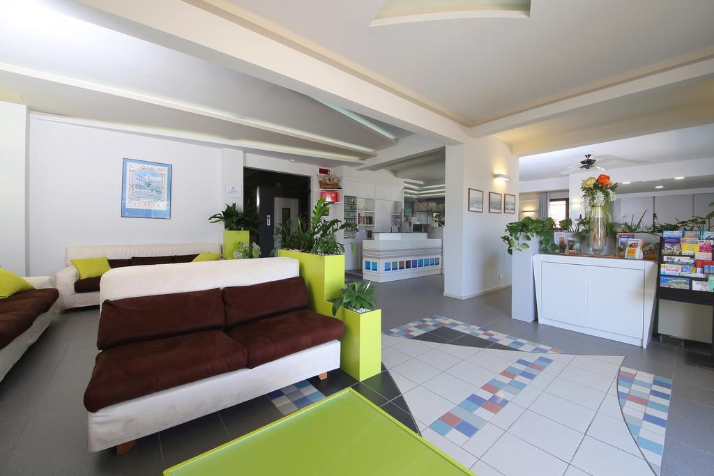 Hotel Caravel Marotta Εξωτερικό φωτογραφία