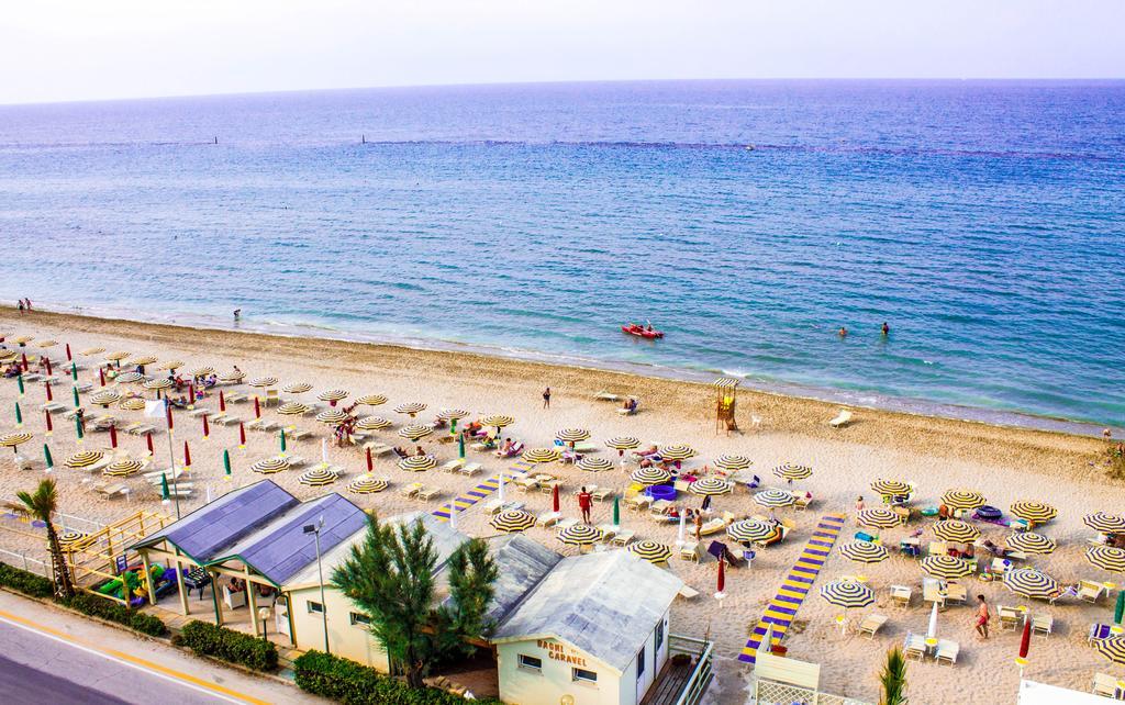 Hotel Caravel Marotta Εξωτερικό φωτογραφία