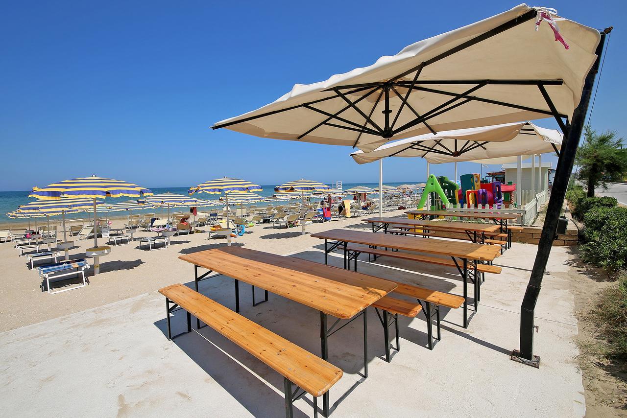 Hotel Caravel Marotta Εξωτερικό φωτογραφία